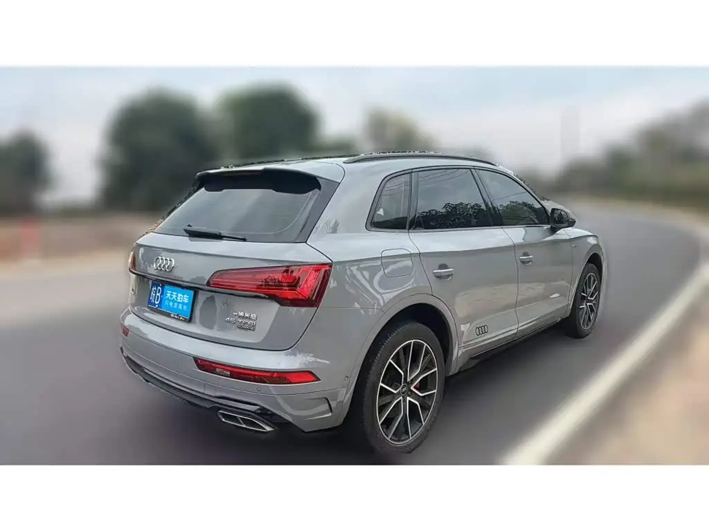Audi Q5L 2025 — Şəkil 2/5
