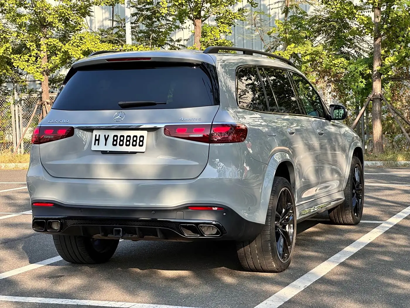 Mercedes-Benz GLS 2024 — Фото 5/20