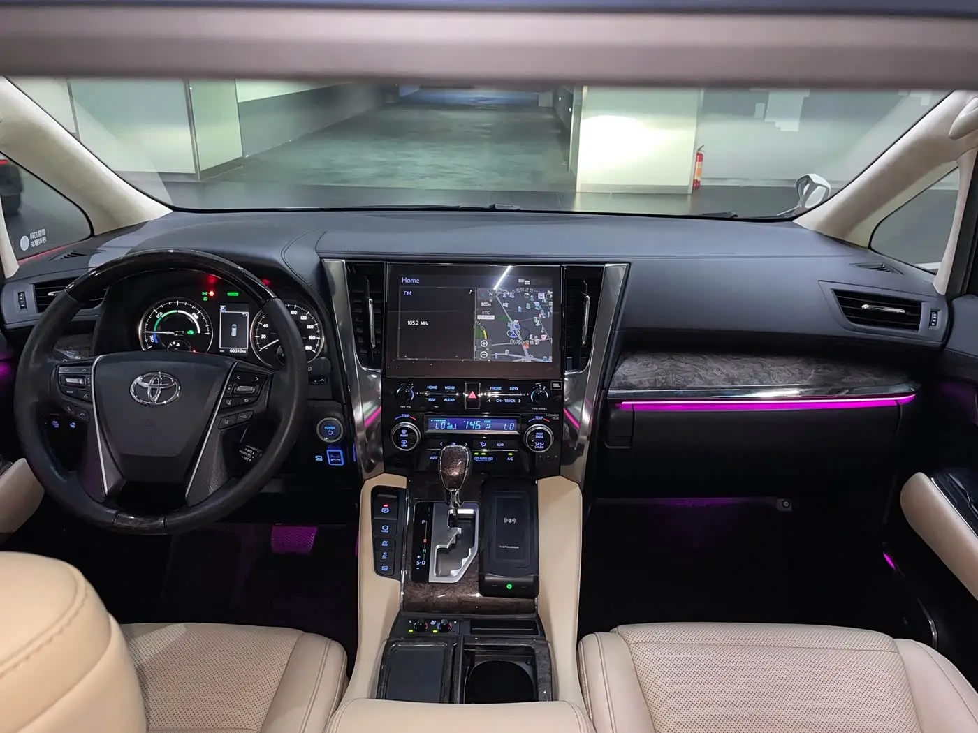 Toyota Alphard 2021 — Photo 20/20