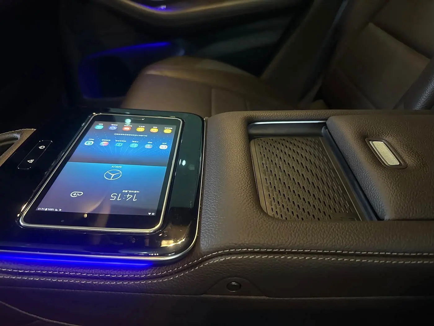 Mercedes-Benz GLE 2019 — Photo 11/15