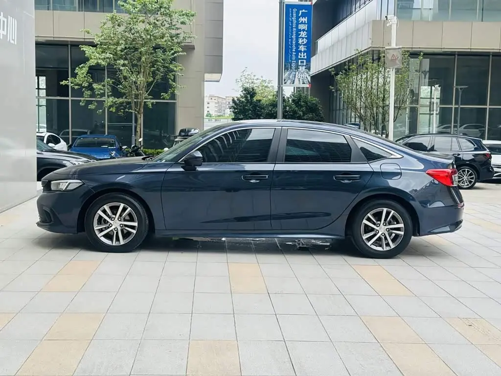 Honda Civic 2024 — Photo 4/20