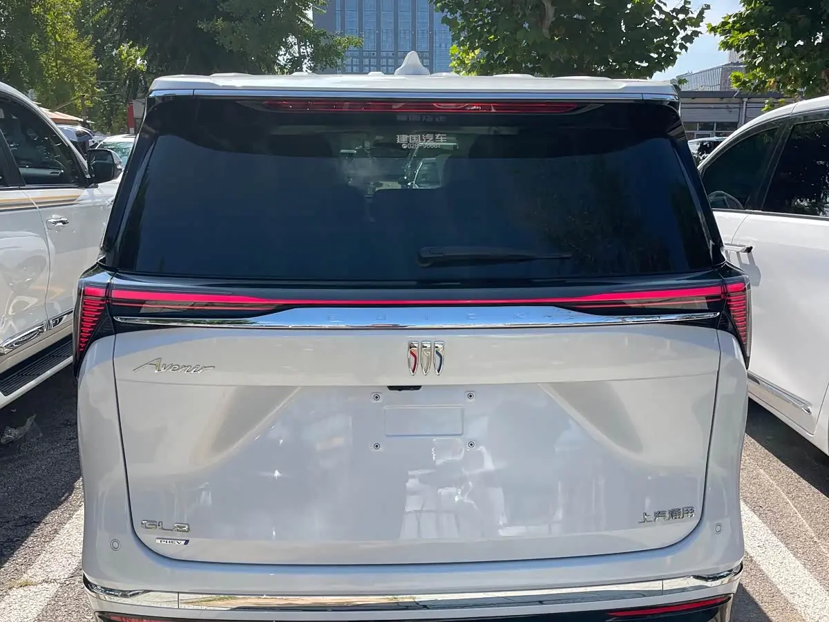 Buick GL8 New Energy 2026 — Photo 4/20