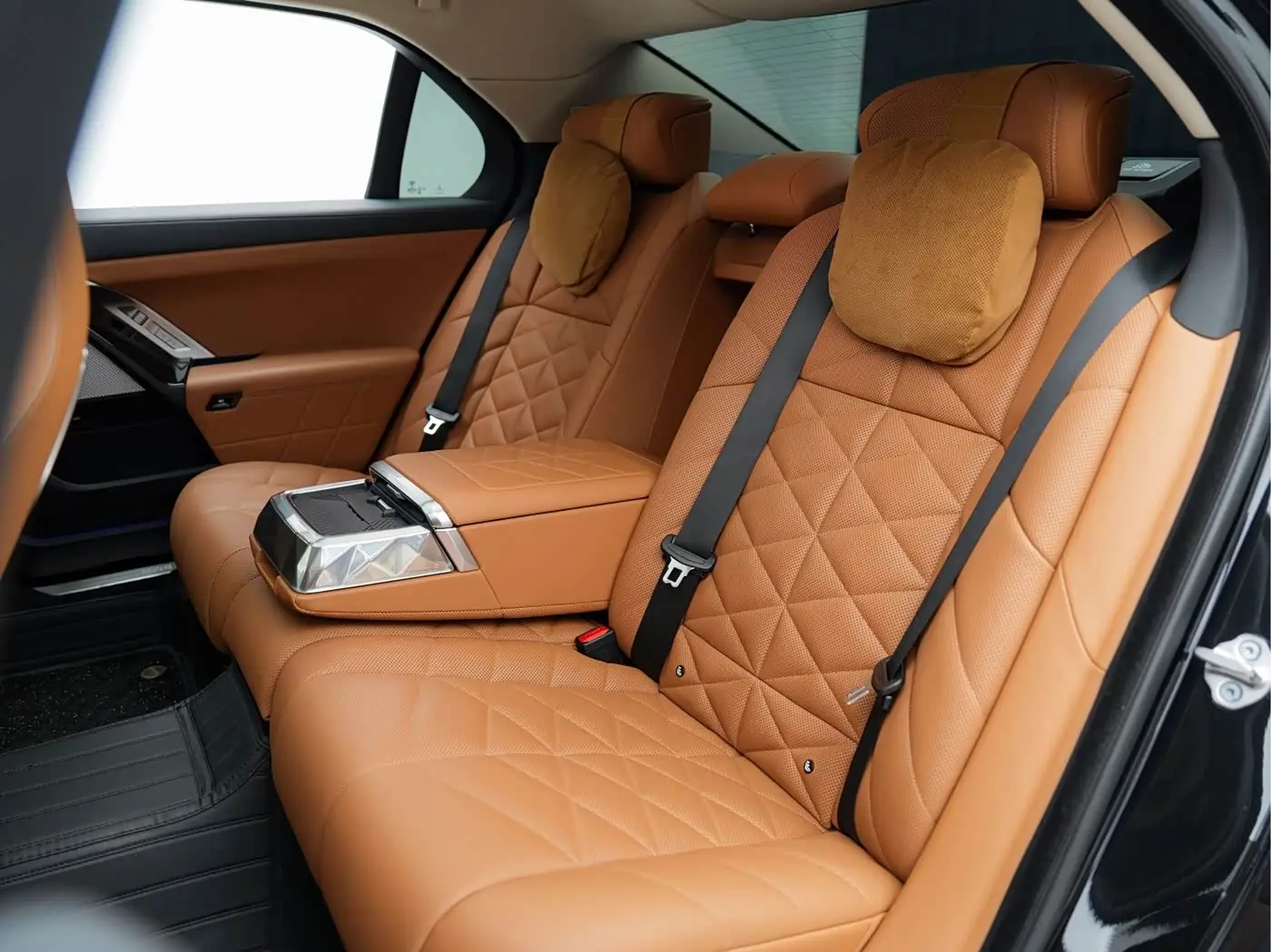 BMW 7 Series 2023 — Photo 13/20