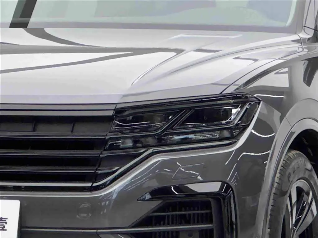 Volkswagen Touareg 2023 — Фото 3/20