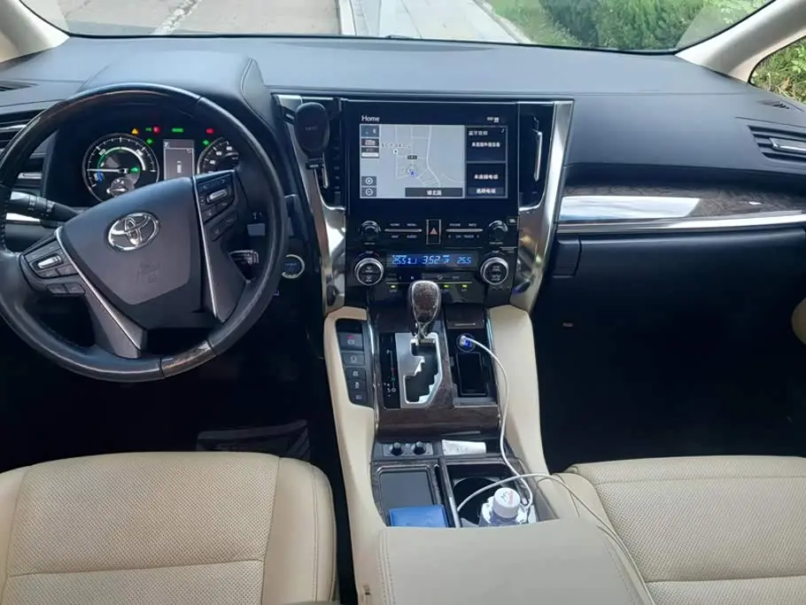 Toyota Alphard 2020 — Şəkil 12/16