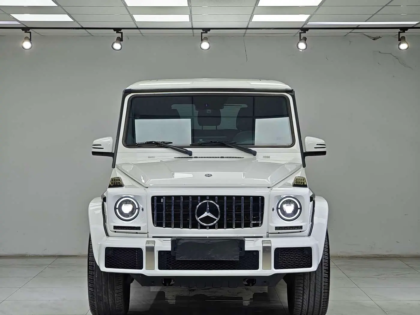 Mercedes-Benz G-Class 2017 — Фото 2/9