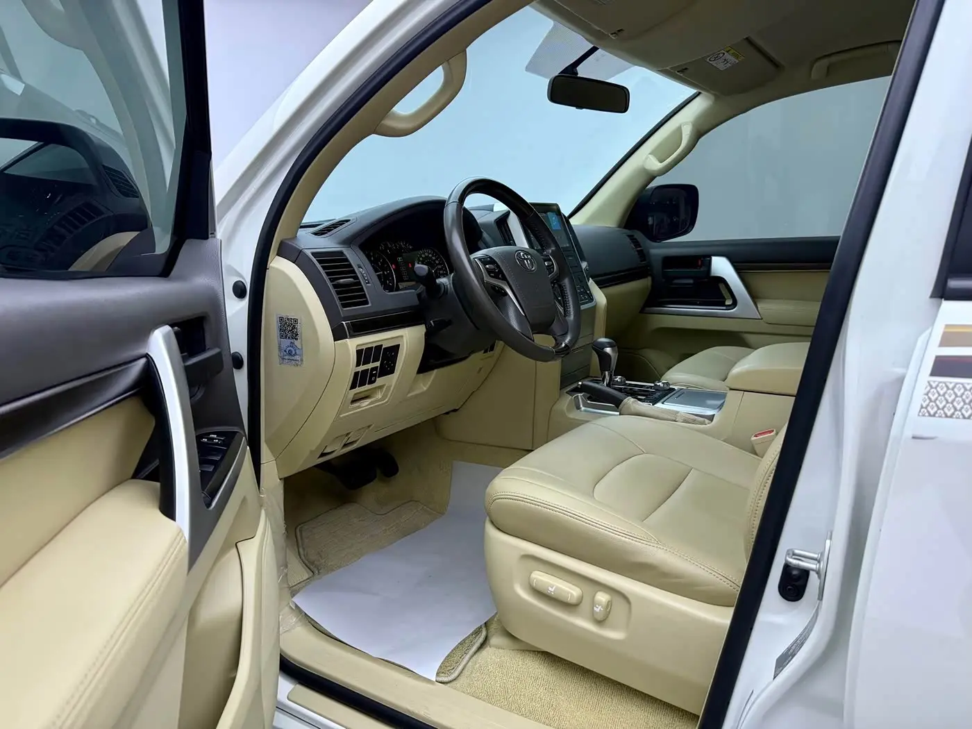 Toyota Land Cruiser 2018 — Фото 5/17
