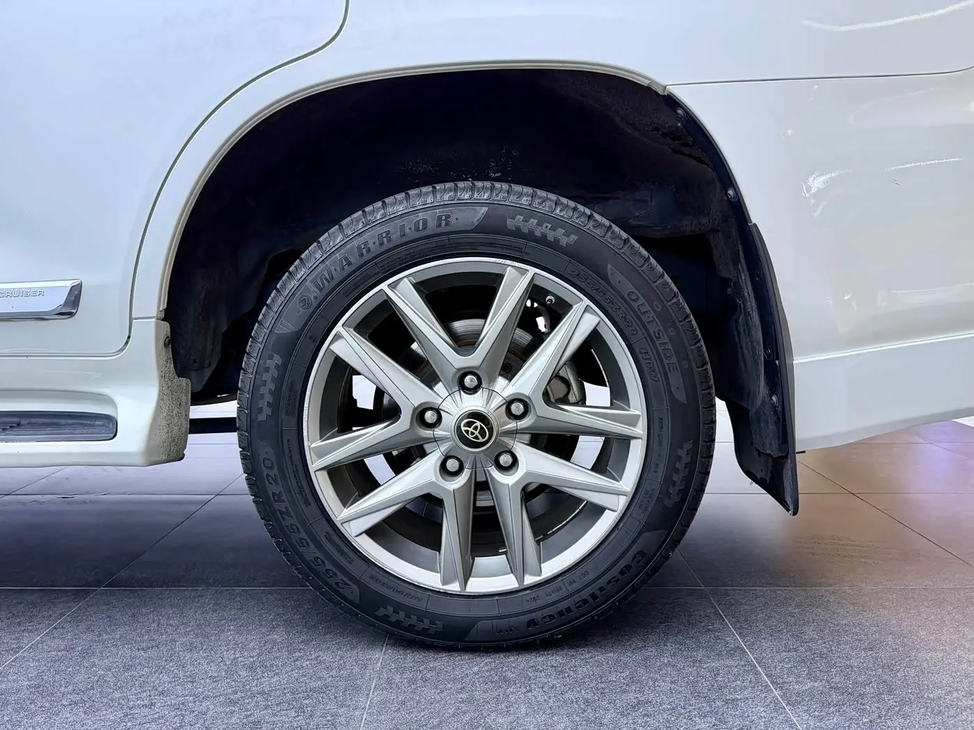 Toyota Land Cruiser 2018 — Фото 13/17
