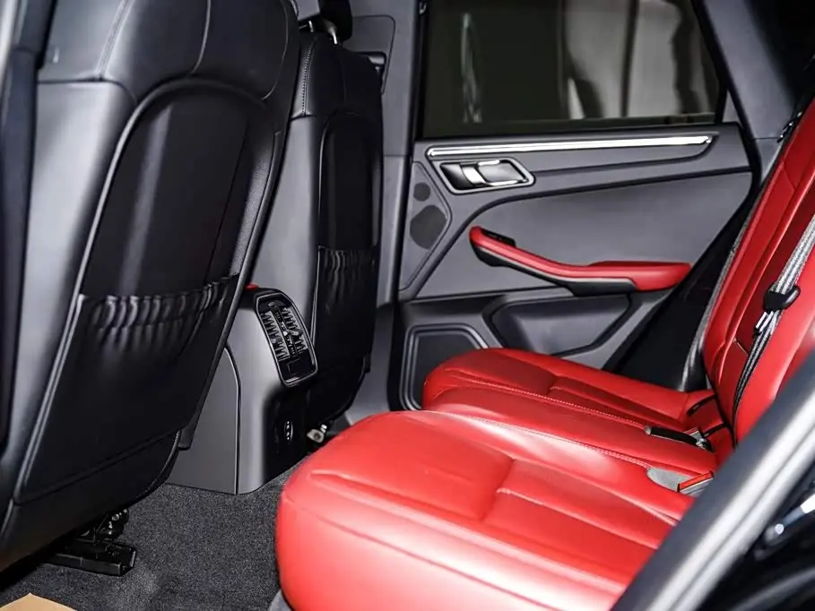 Porsche Macan 2025 — Photo 18/20