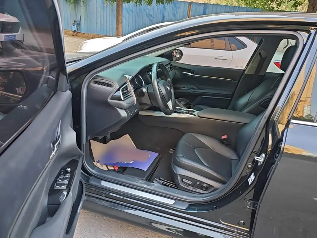 Toyota Camry 2020 — Şəkil 16/20