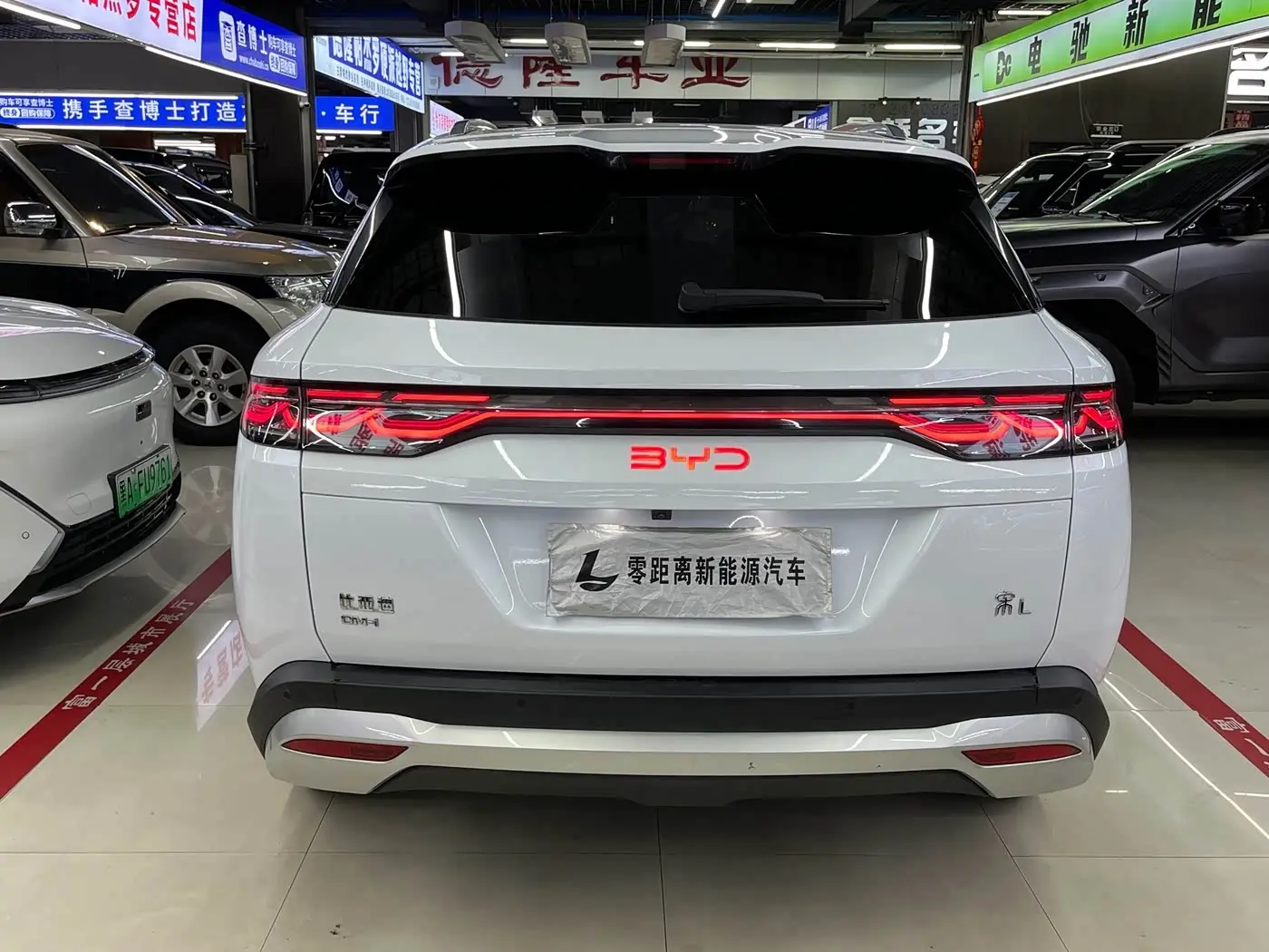 BYD Song L DM-i 2025 — Photo 5/17