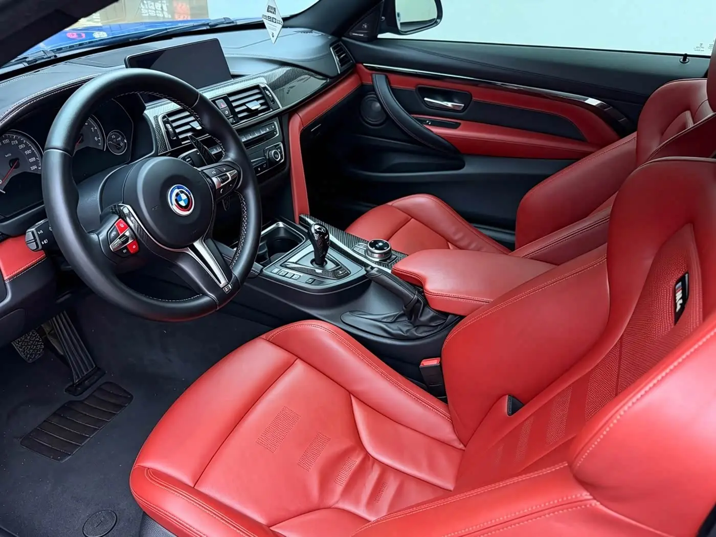 BMW M4 2018 — Şəkil 13/20