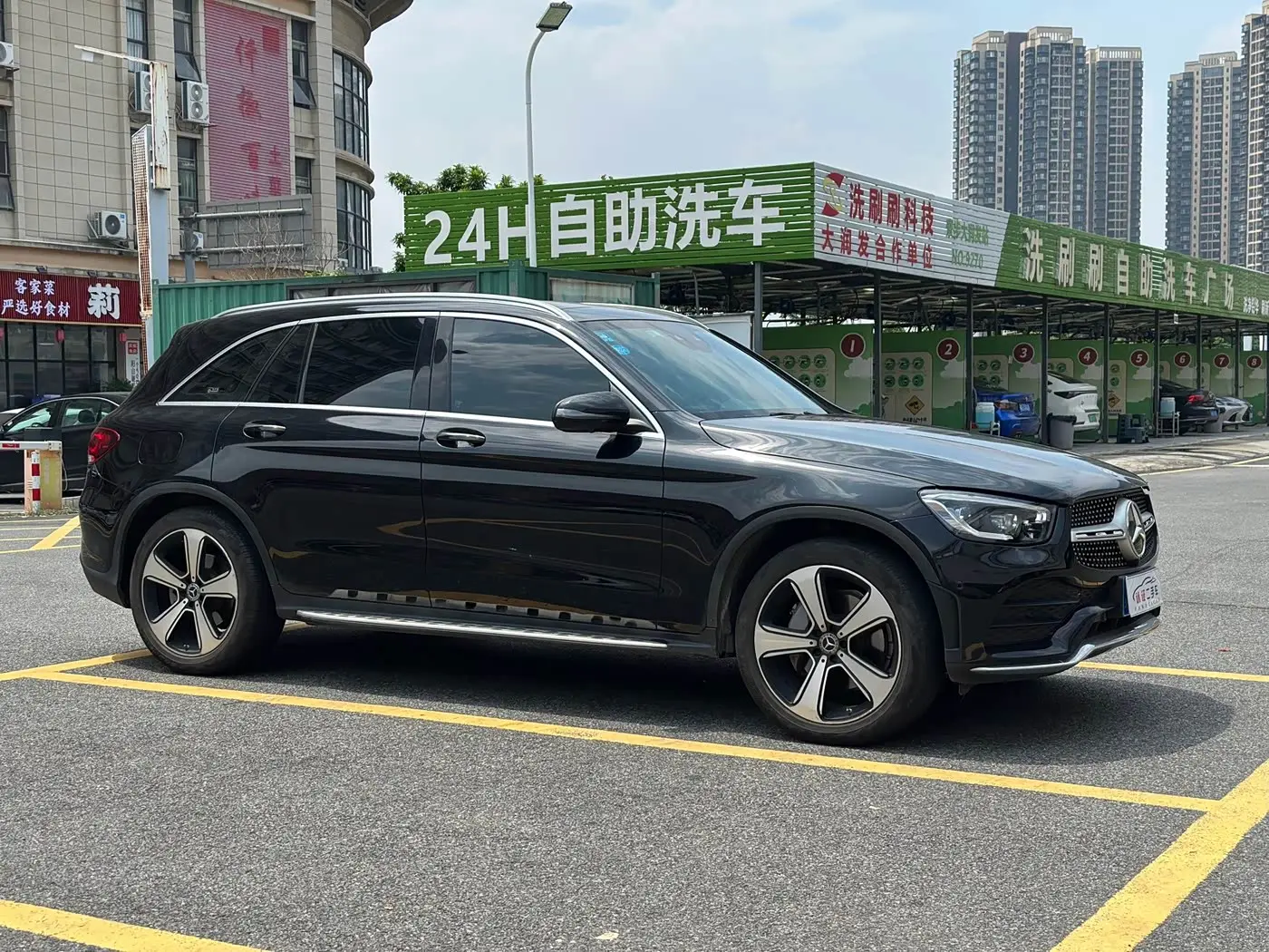 Mercedes-Benz GLC 2020 — Photo 3/20