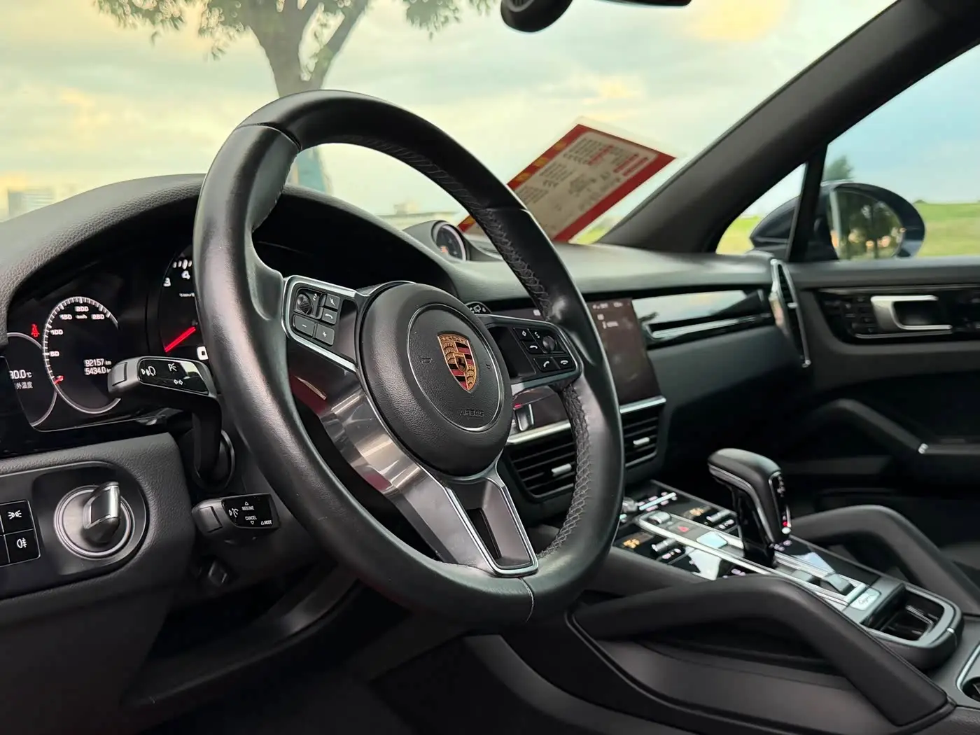 Porsche Cayenne 2019 — Фото 13/15