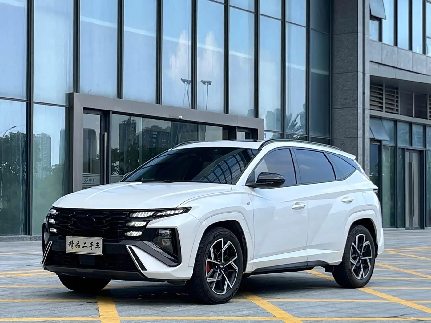 Hyundai Tucson 2025 — Фото 1/15