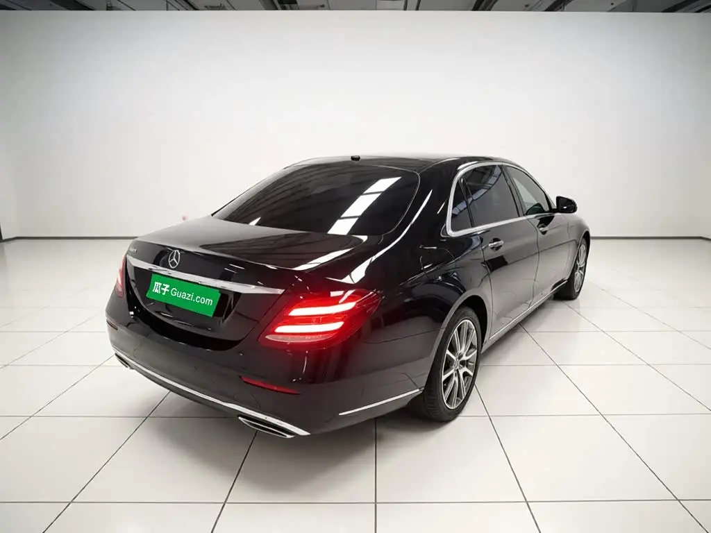 Mercedes-Benz E-Class 2018 — Фото 7/20