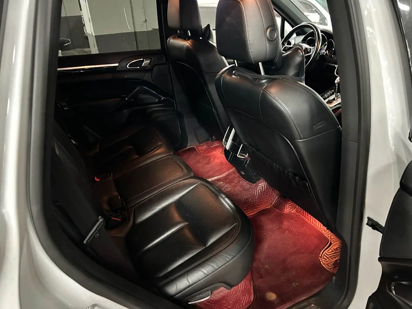 Porsche Cayenne New Energy 2017 — Photo 17/17