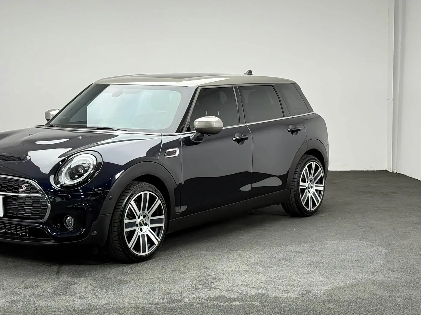 MINI CLUBMAN 2023 — Photo 5/15