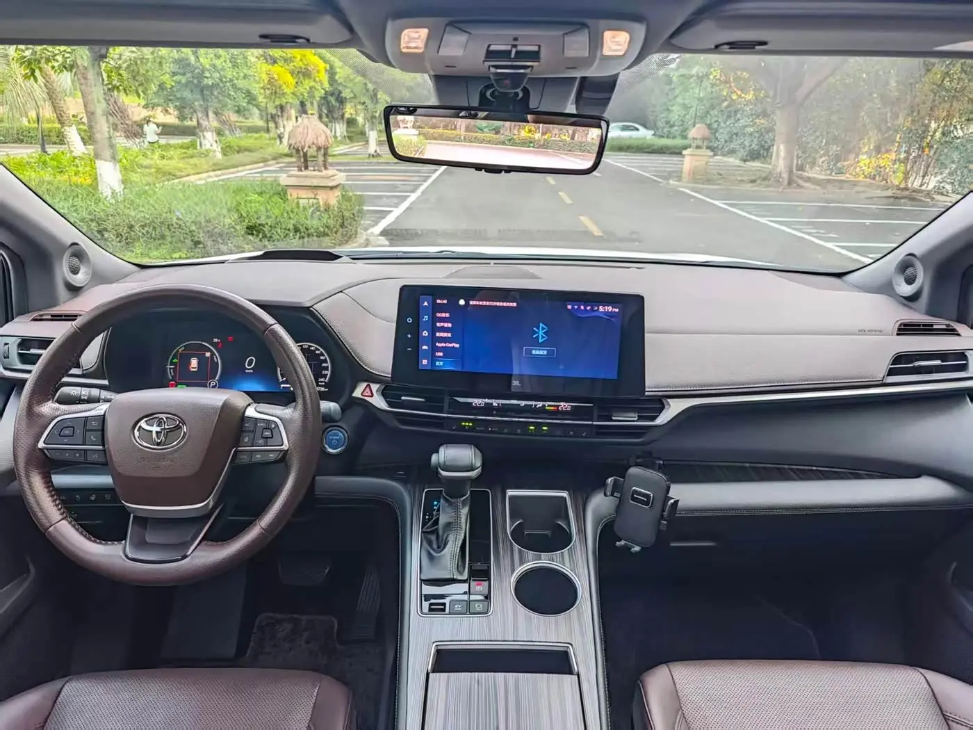 Toyota Sienna 2022 — Şəkil 6/16