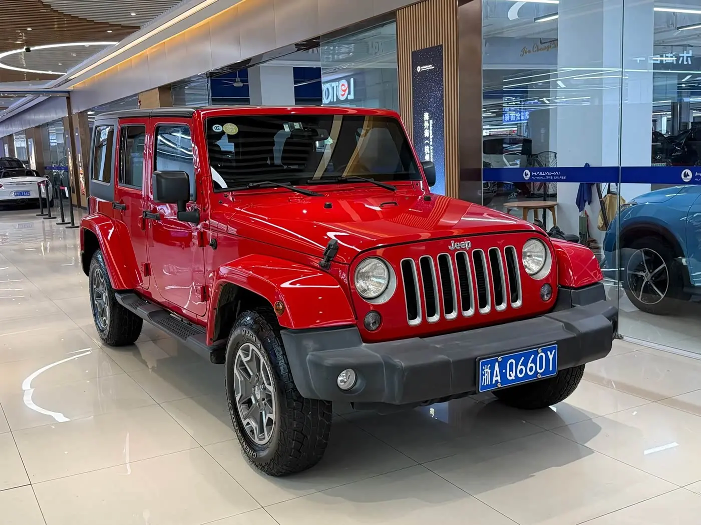 Jeep Wrangler 2018 — Фото 6/13