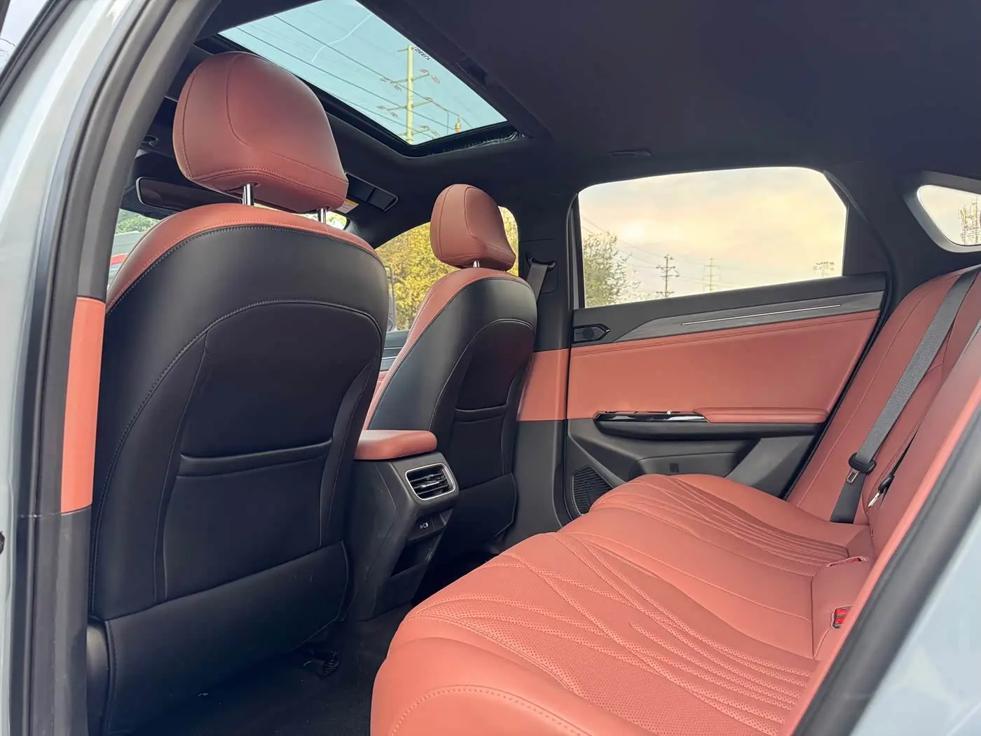 Geely Galaxy Galaxy L6 2025 — Photo 5/17