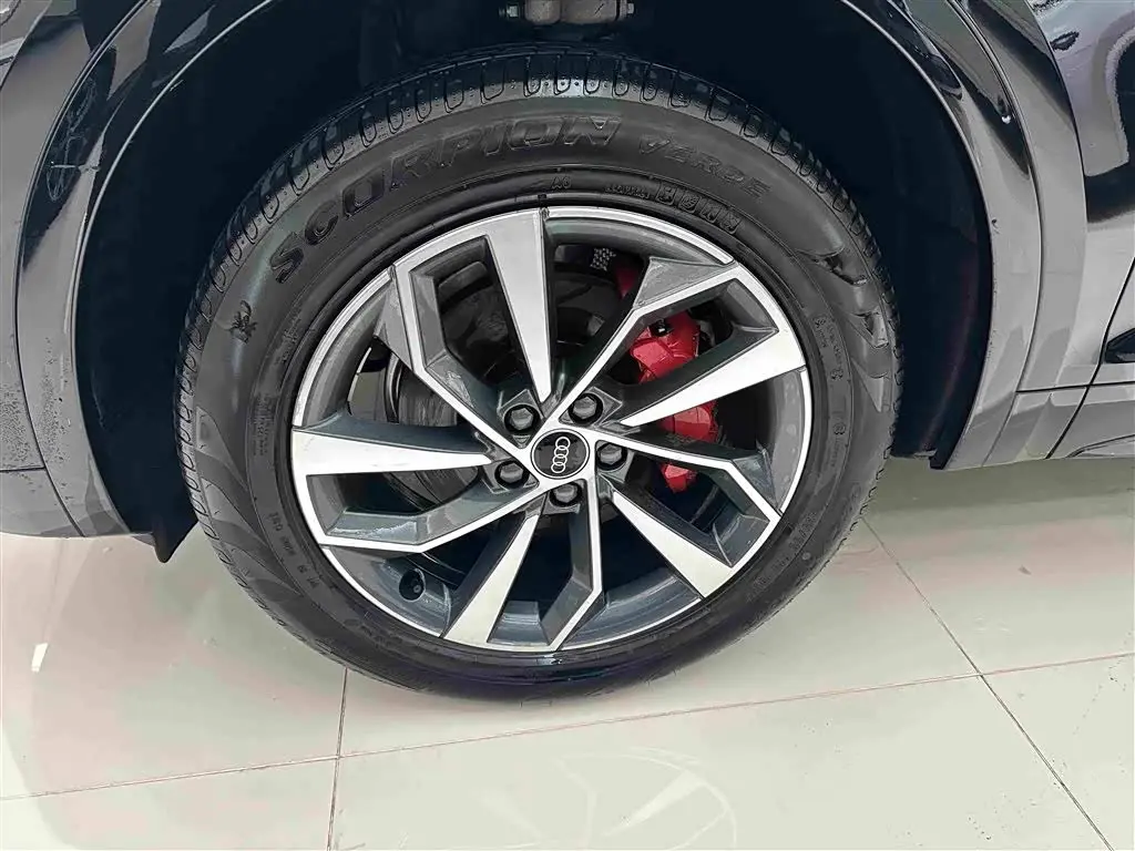 Audi Q5L 2024 — Şəkil 4/20