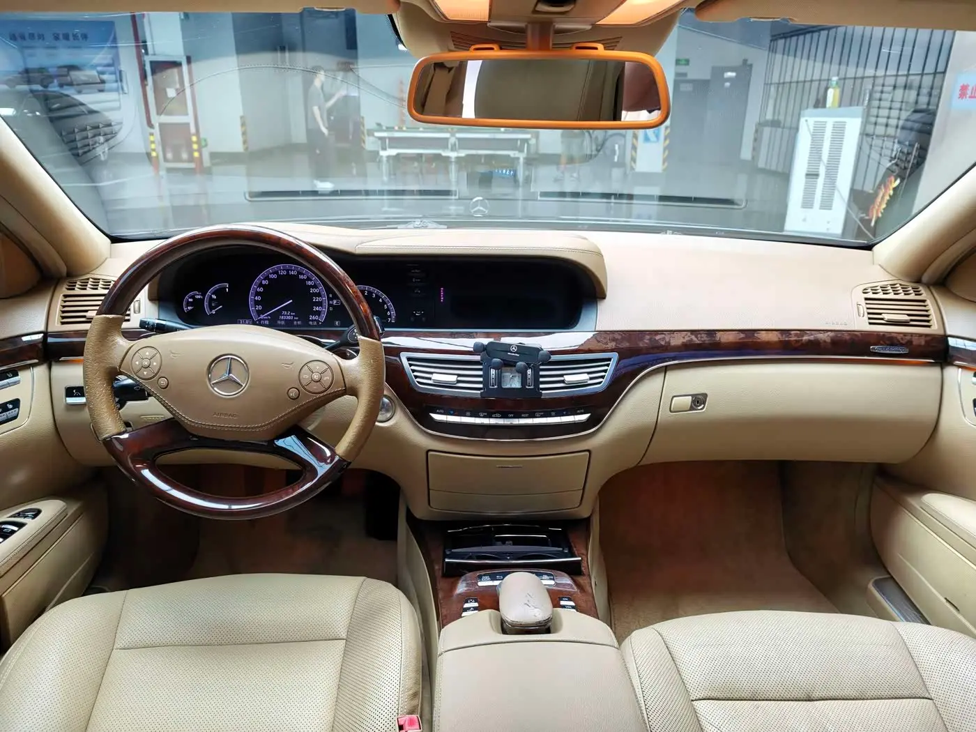 Mercedes-Benz S-Class 2013 — Photo 6/20