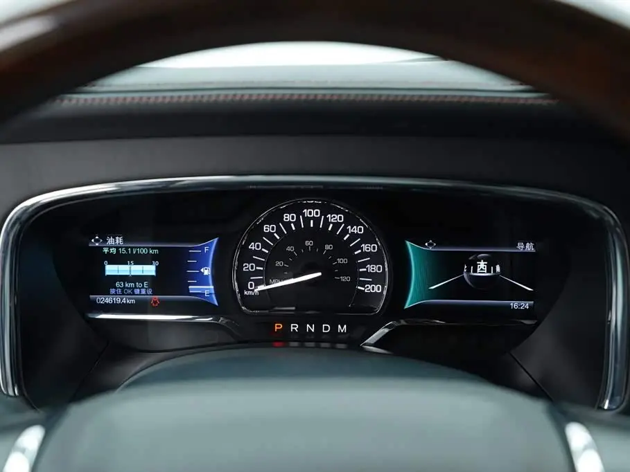 Lincoln Navigator 2018 — Photo 10/20
