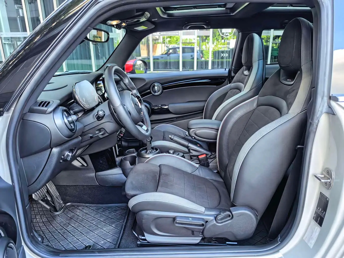 MINI JCW 2021 — Photo 7/20