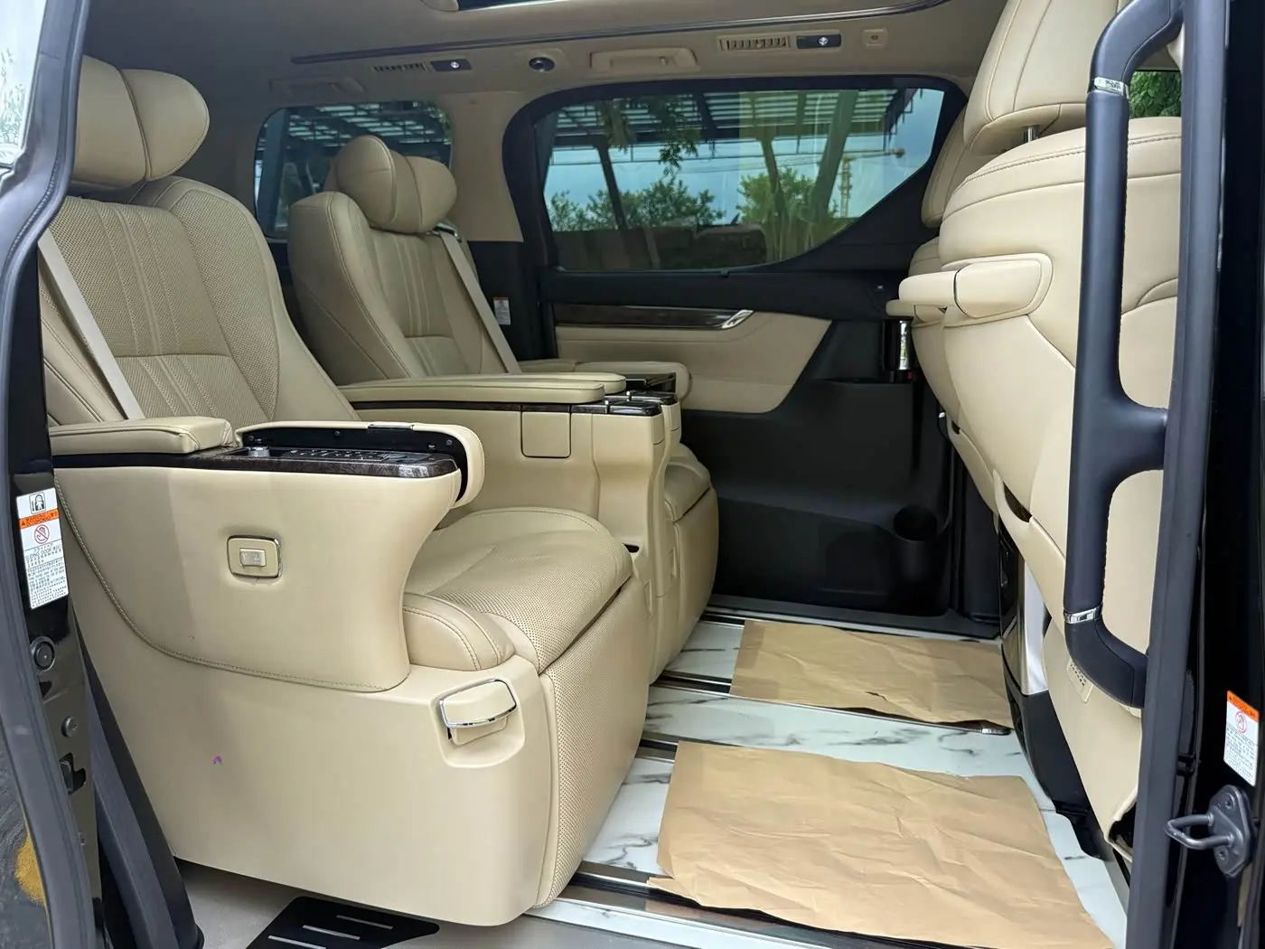 Toyota Alphard 2018 — Фото 14/20