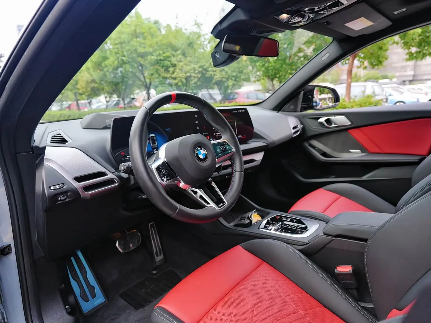 BMW M235L 2026 — Photo 6/13