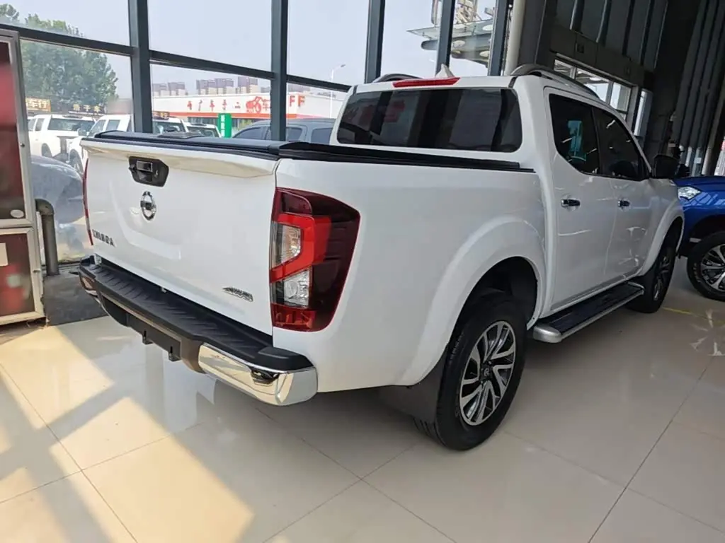 Nissan Navara 2023 — Photo 7/20