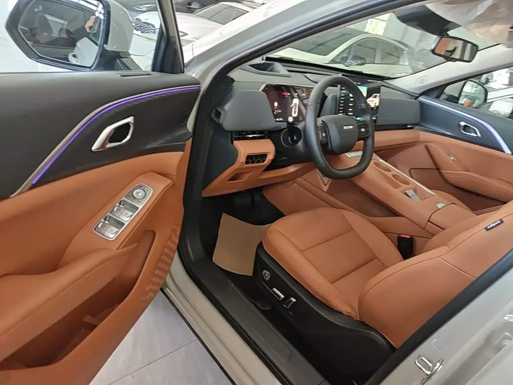 Haval Xiaolong MAX 2025 — Фото 16/20