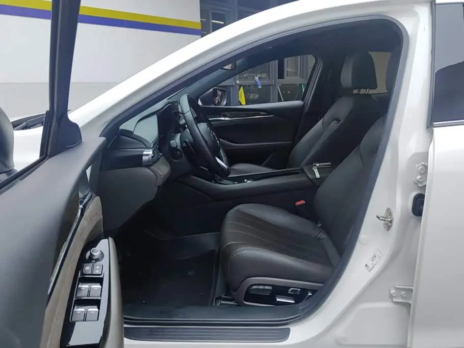 Mazda Atenza 2021 — Photo 9/16