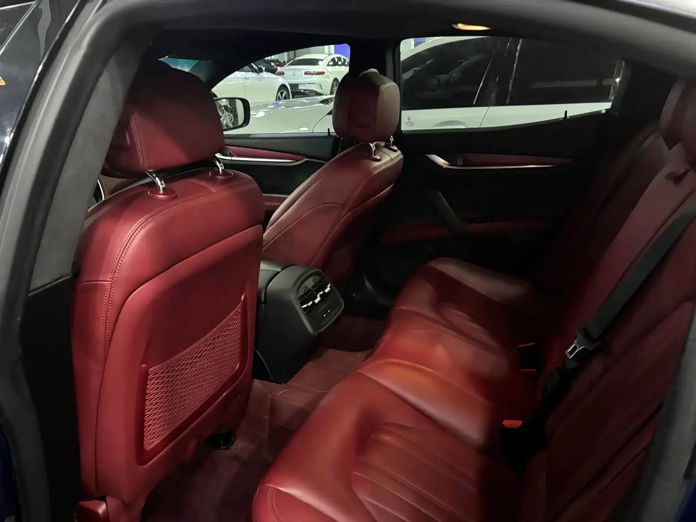 Maserati Ghibli 2015 — Фото 11/15