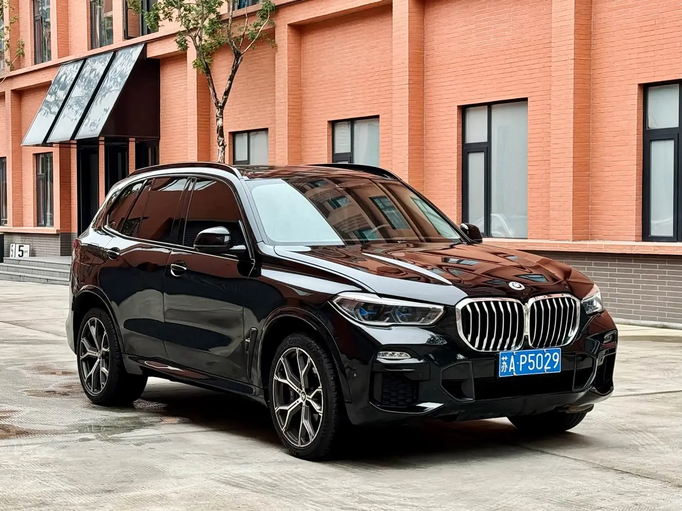BMW X5 2020 — Фото 3/20