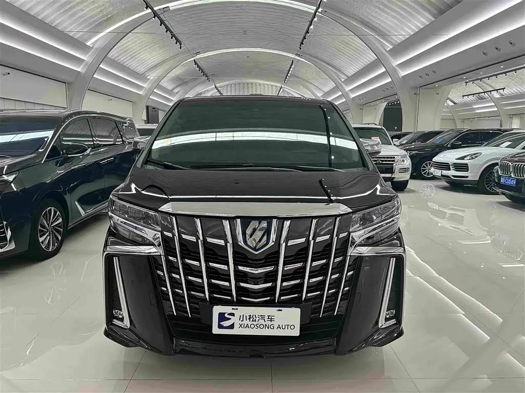 Toyota Alphard 2020 — Photo 2/18