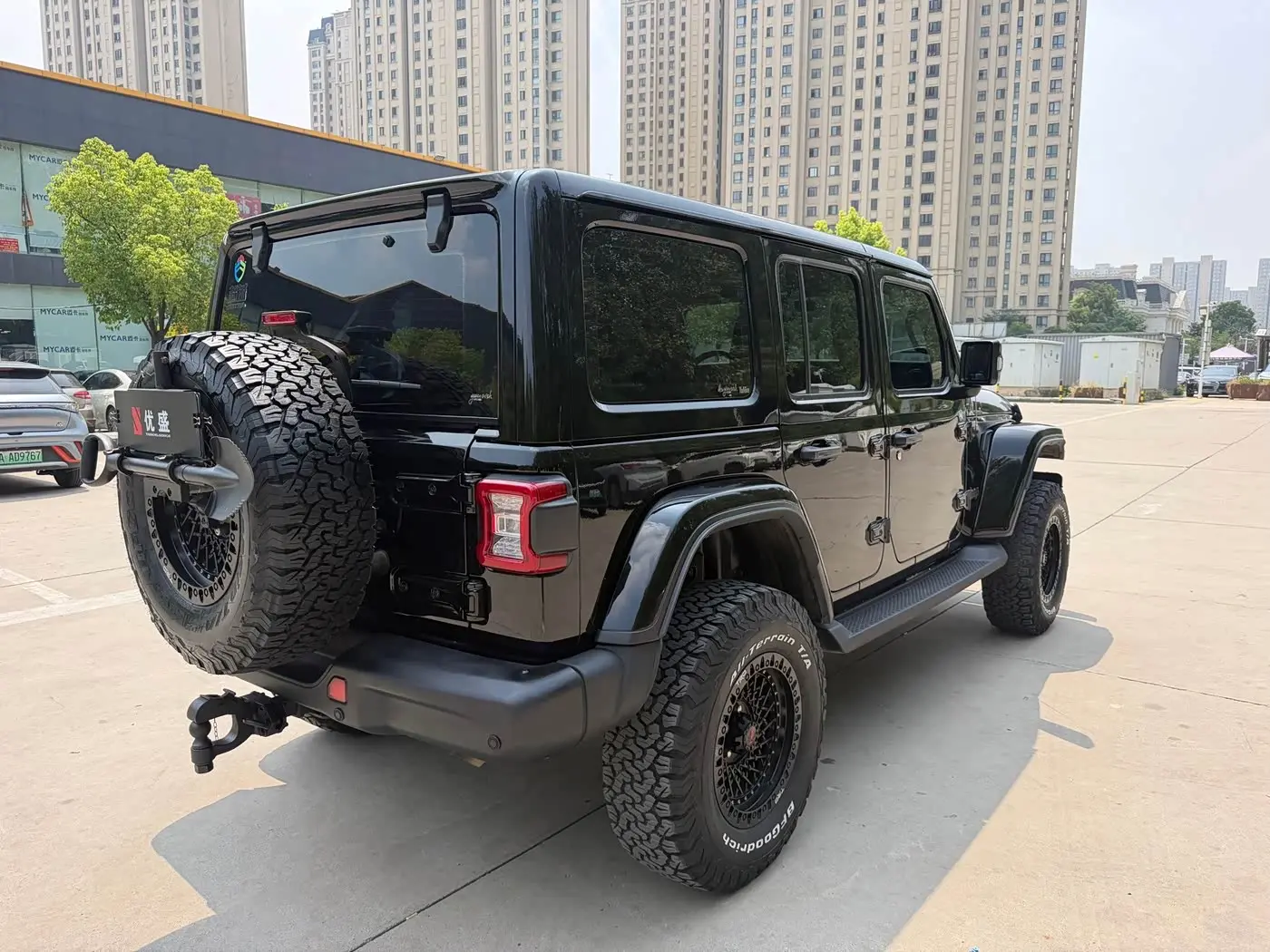 Jeep Wrangler 2022 — Фото 6/16