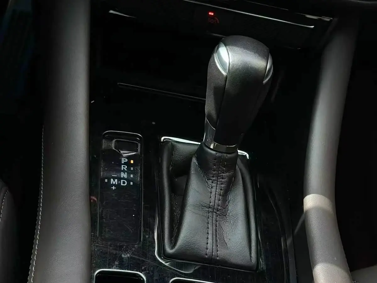 Mazda Atenza 2020 — Photo 5/9