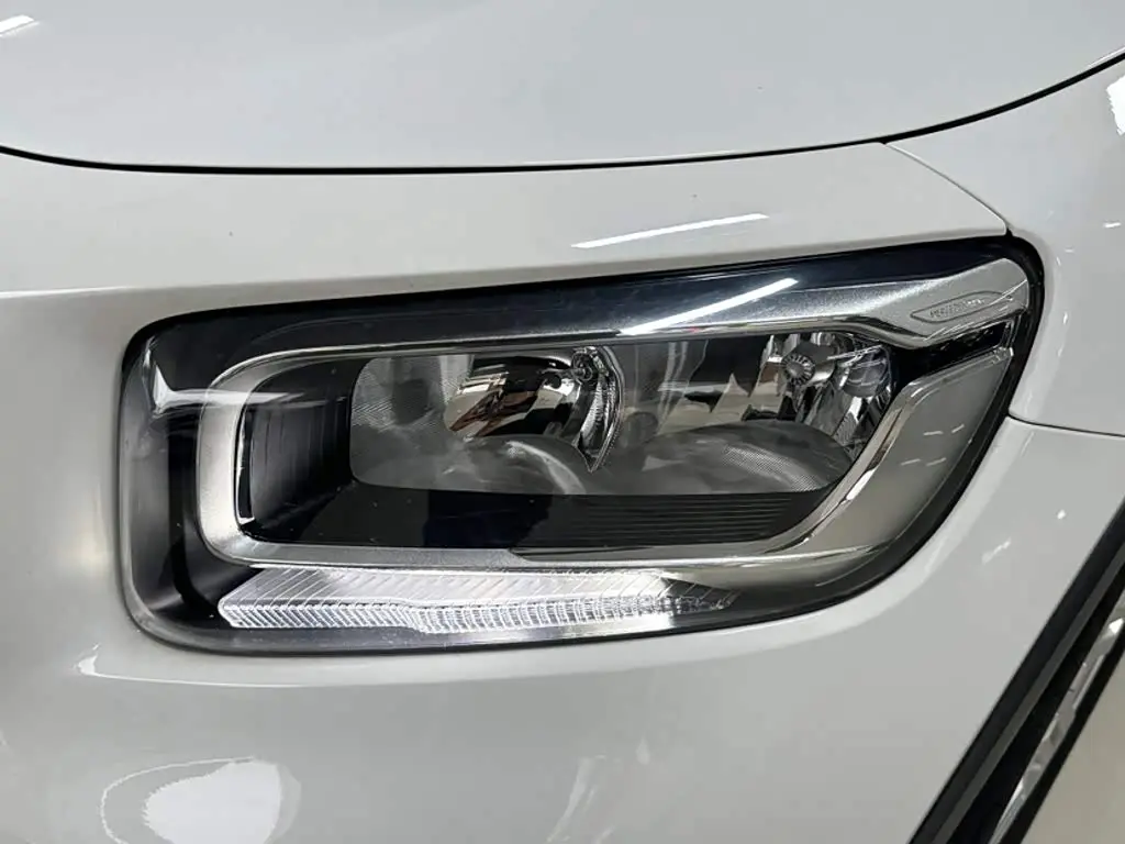Mercedes-Benz GLB 2020 — Фото 17/20