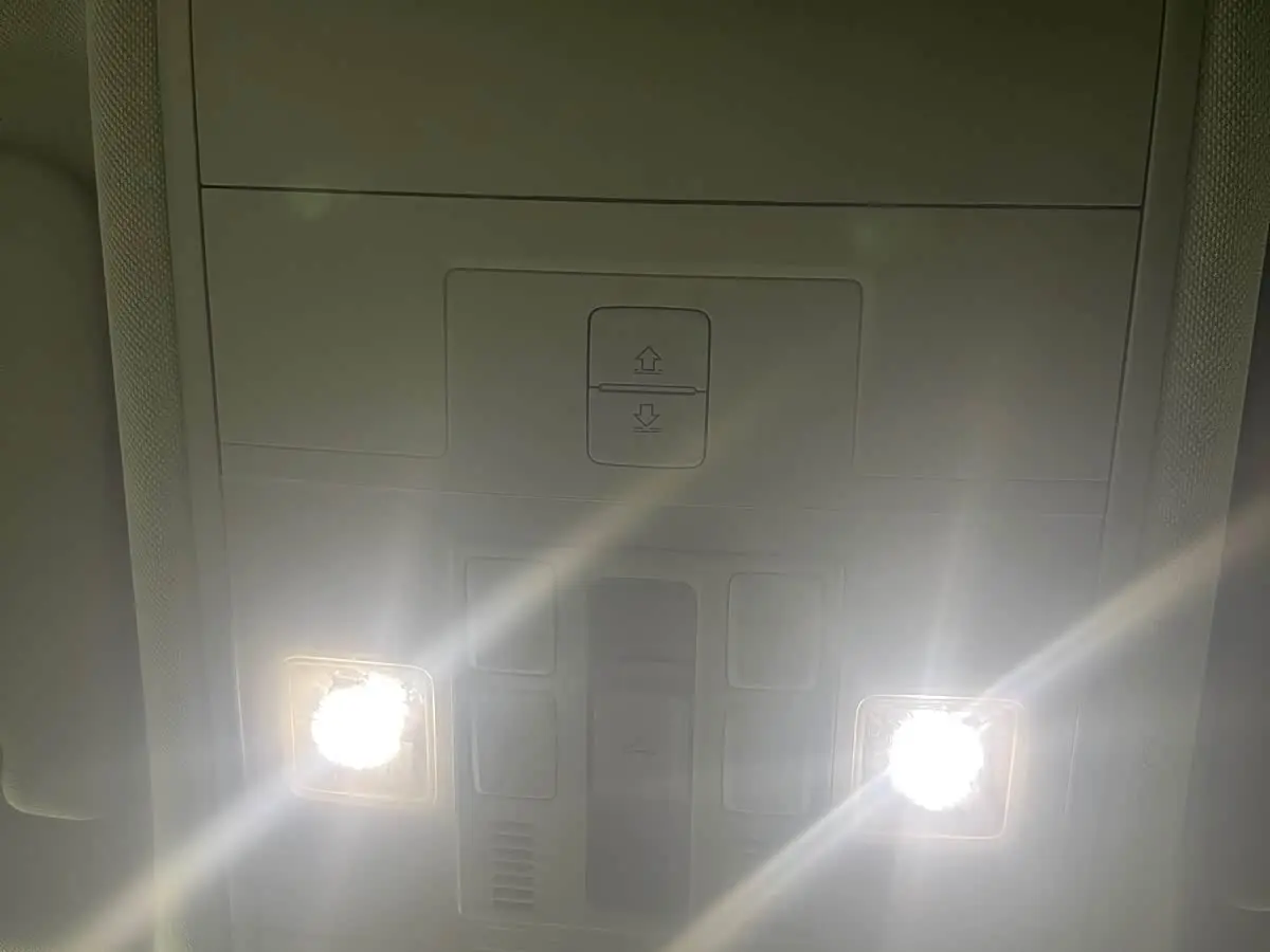 Volkswagen Tiguan L 2022 — Photo 14/16