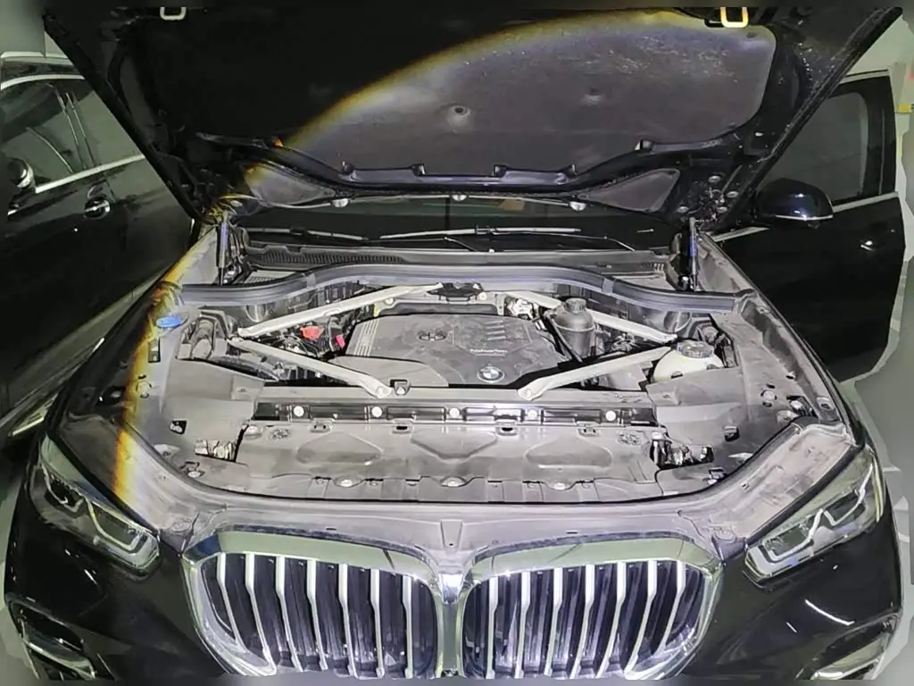 BMW X5 2023 — Photo 9/15