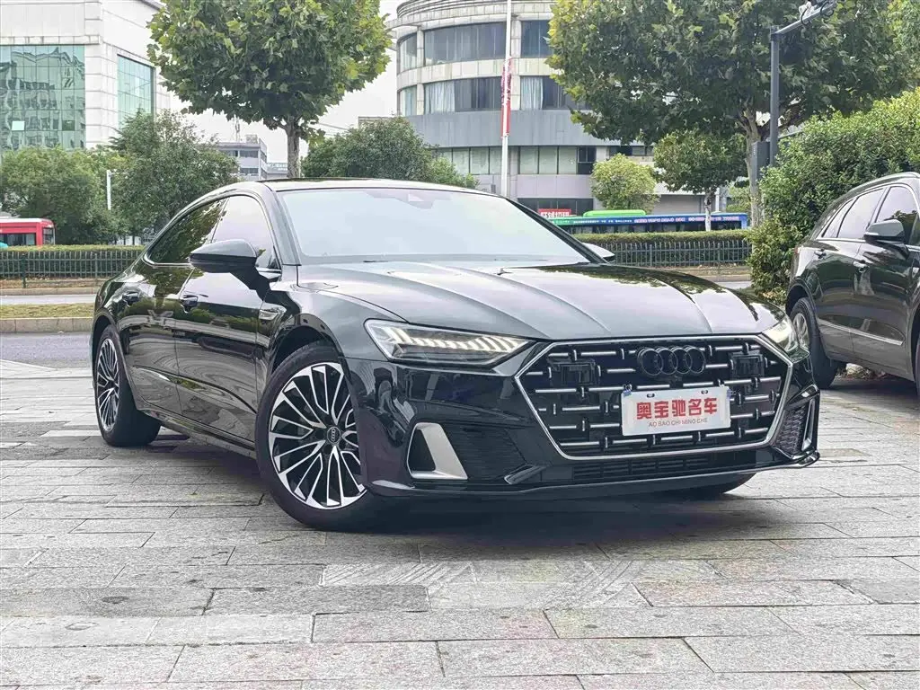 Audi A7L 2024 — Фото 3/17