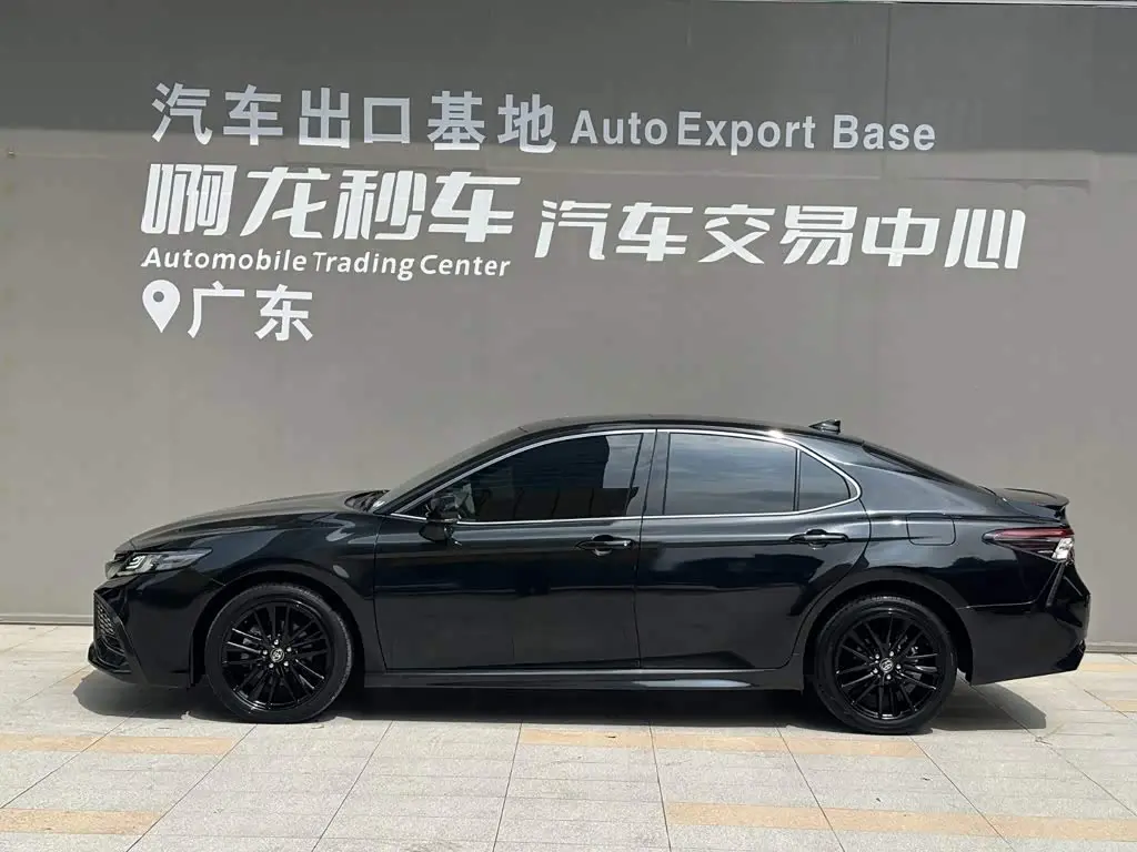 Toyota Camry 2022 — Şəkil 3/14