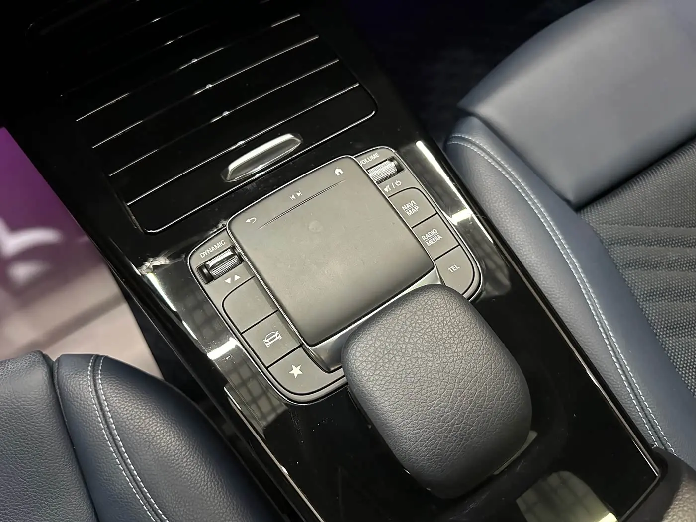 Mercedes-Benz A-Class 2022 — Фото 14/18