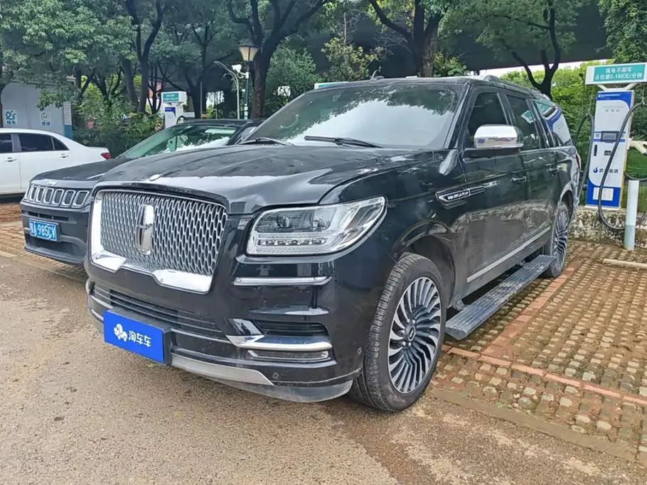 Lincoln Navigator, 2022