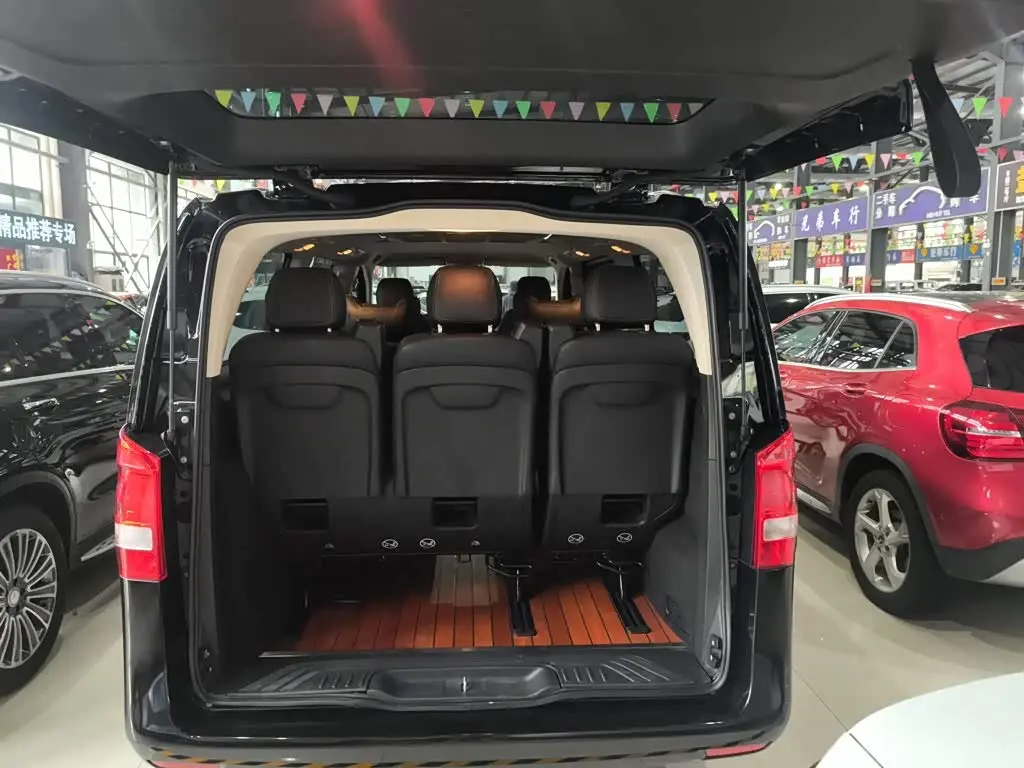 Mercedes-Benz Vito 2021 — Photo 15/20