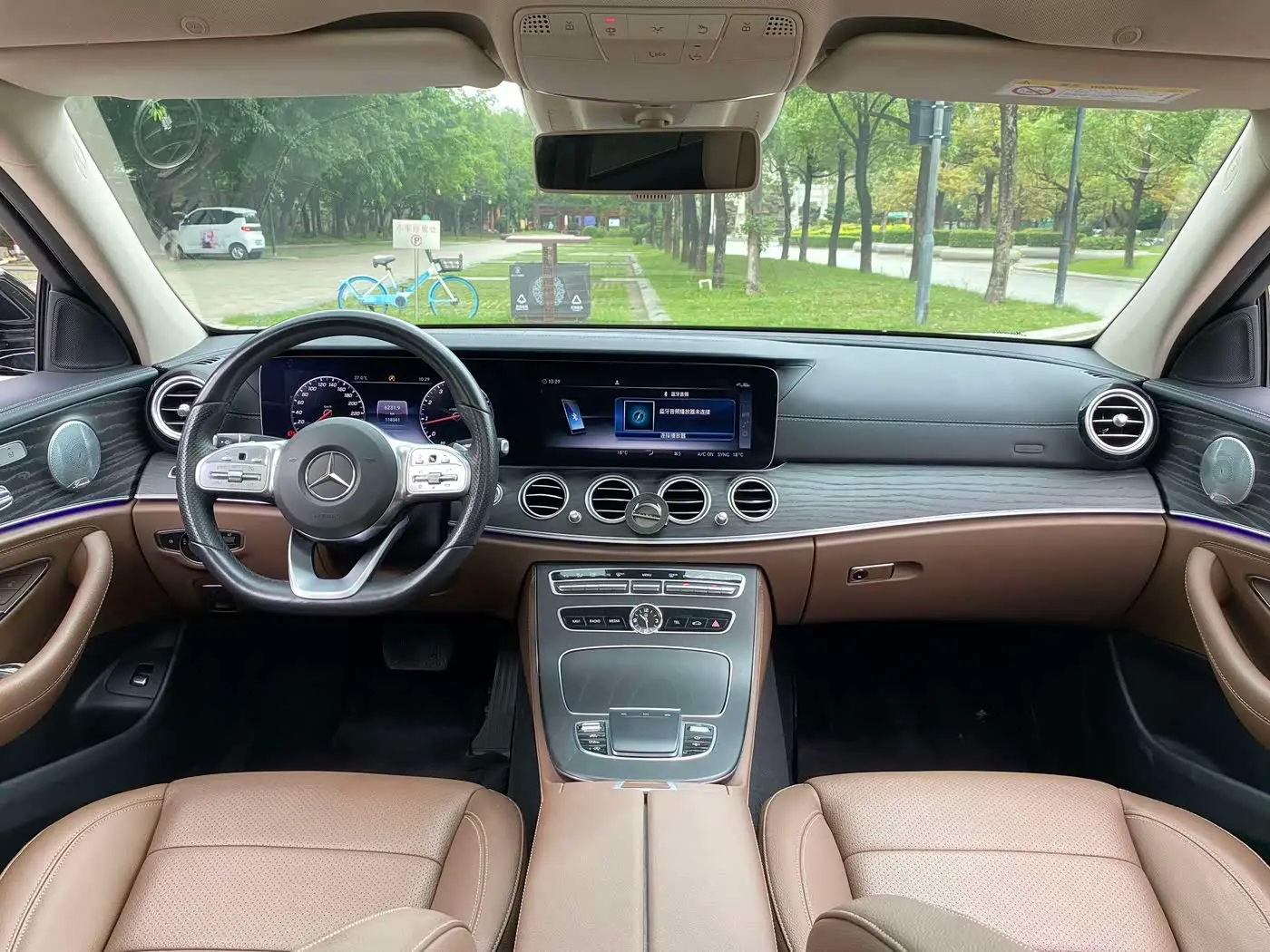 Mercedes-Benz E-Class 2020 — Фото 4/20