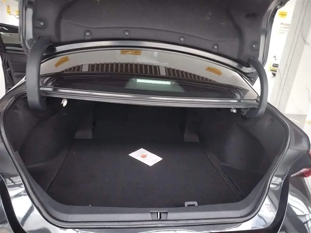 Toyota Avalon 2024 — Photo 15/20