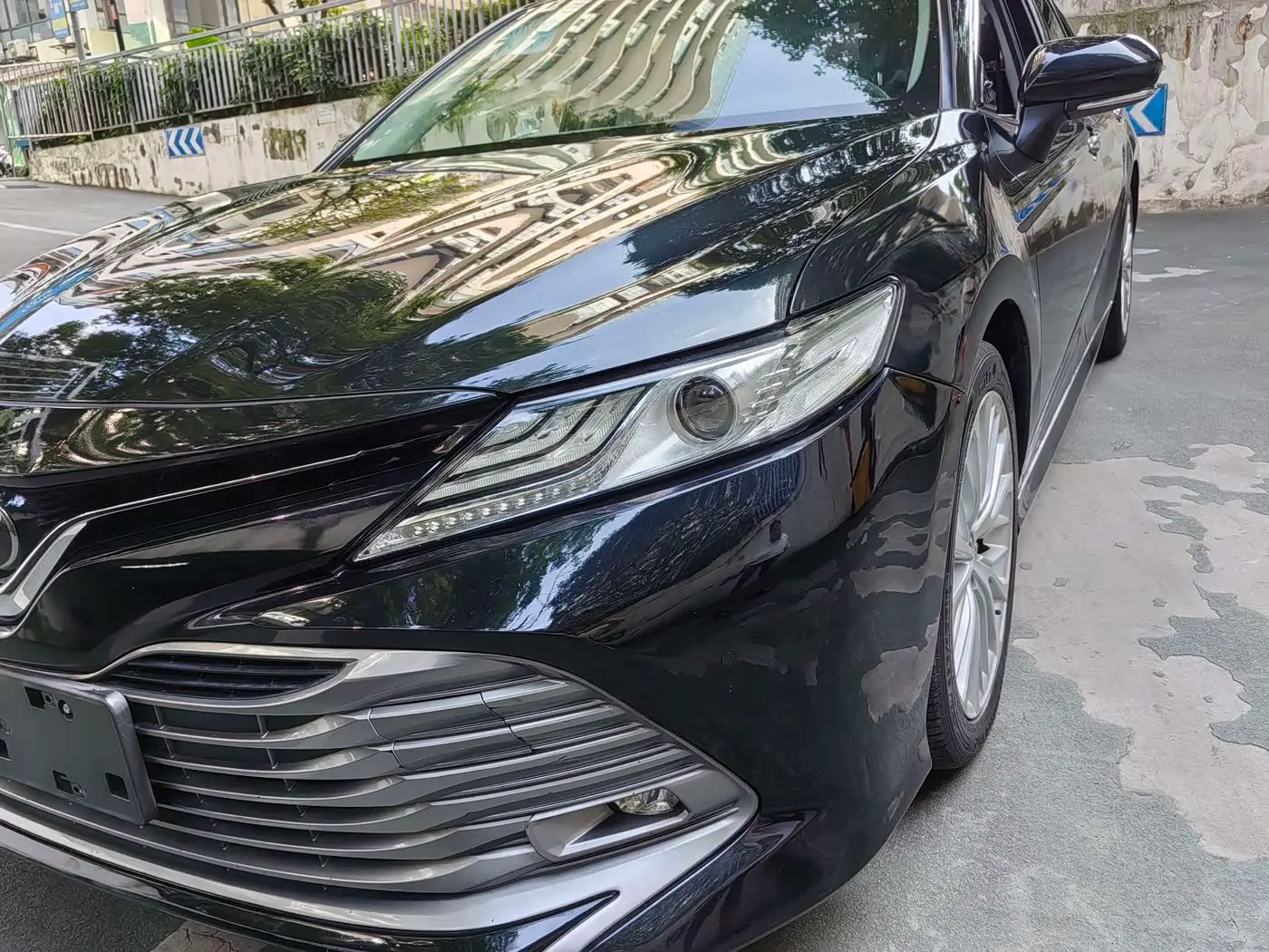 Toyota Camry 2019 — Photo 4/16